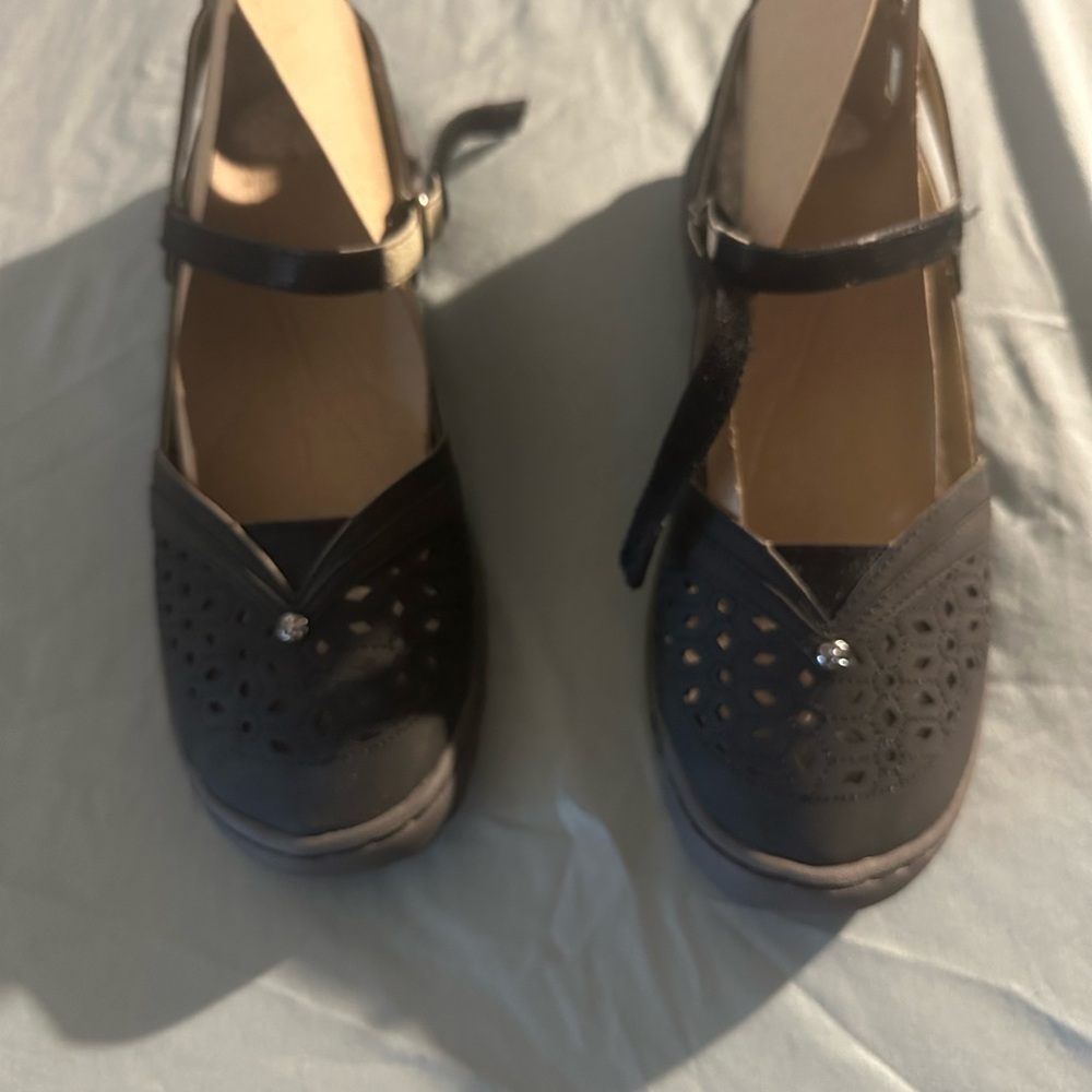 Elegant Black Women's Shoes